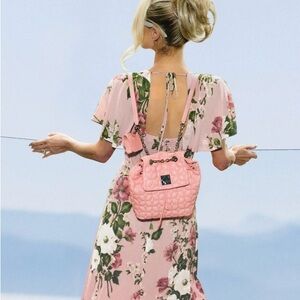 🎀 NWT Paris Hilton Pink Quilted Bag, Limited Edition sold out! 🎀